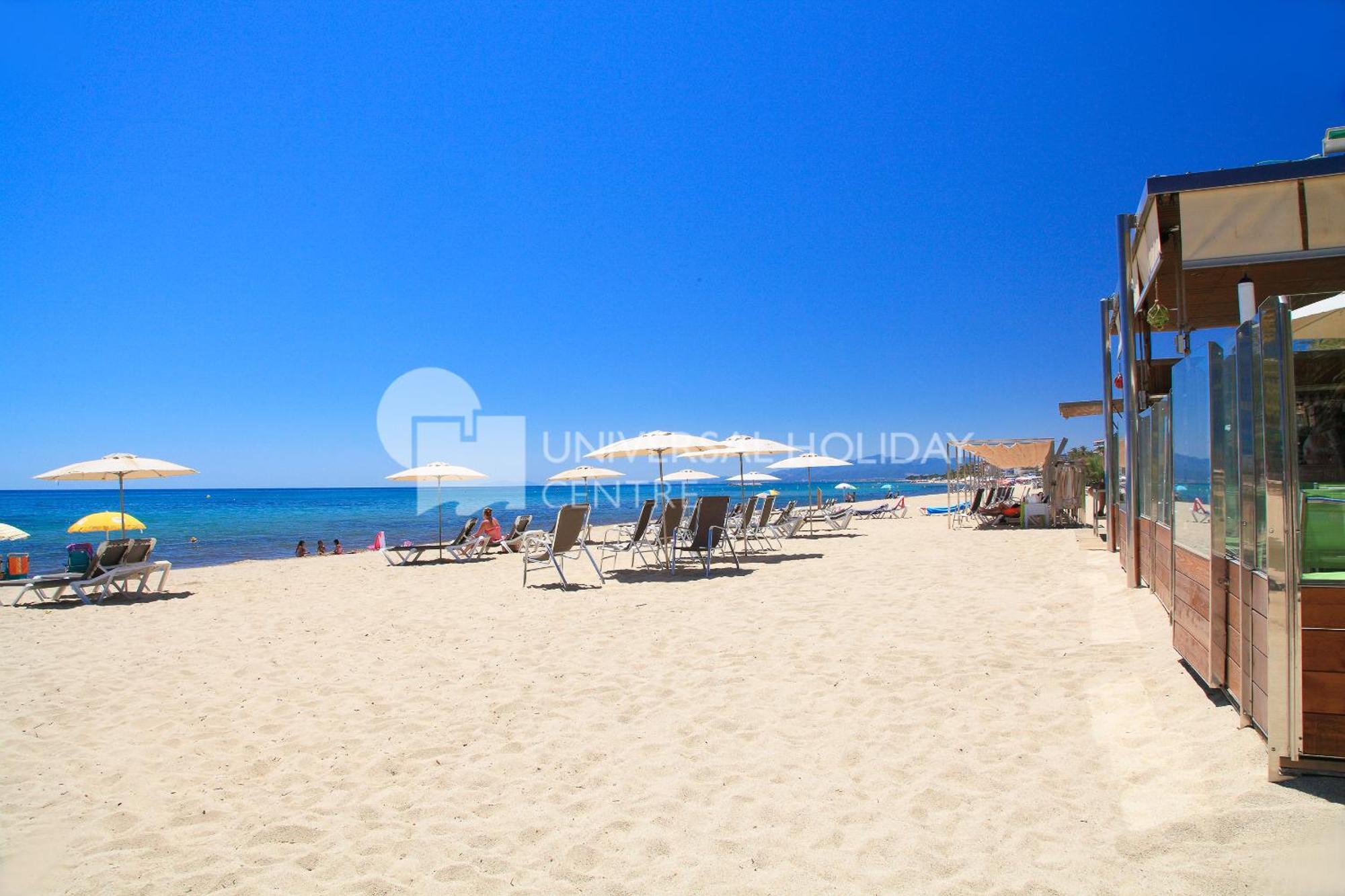 Uhc Els Pins Apartments Salou Ngoại thất bức ảnh