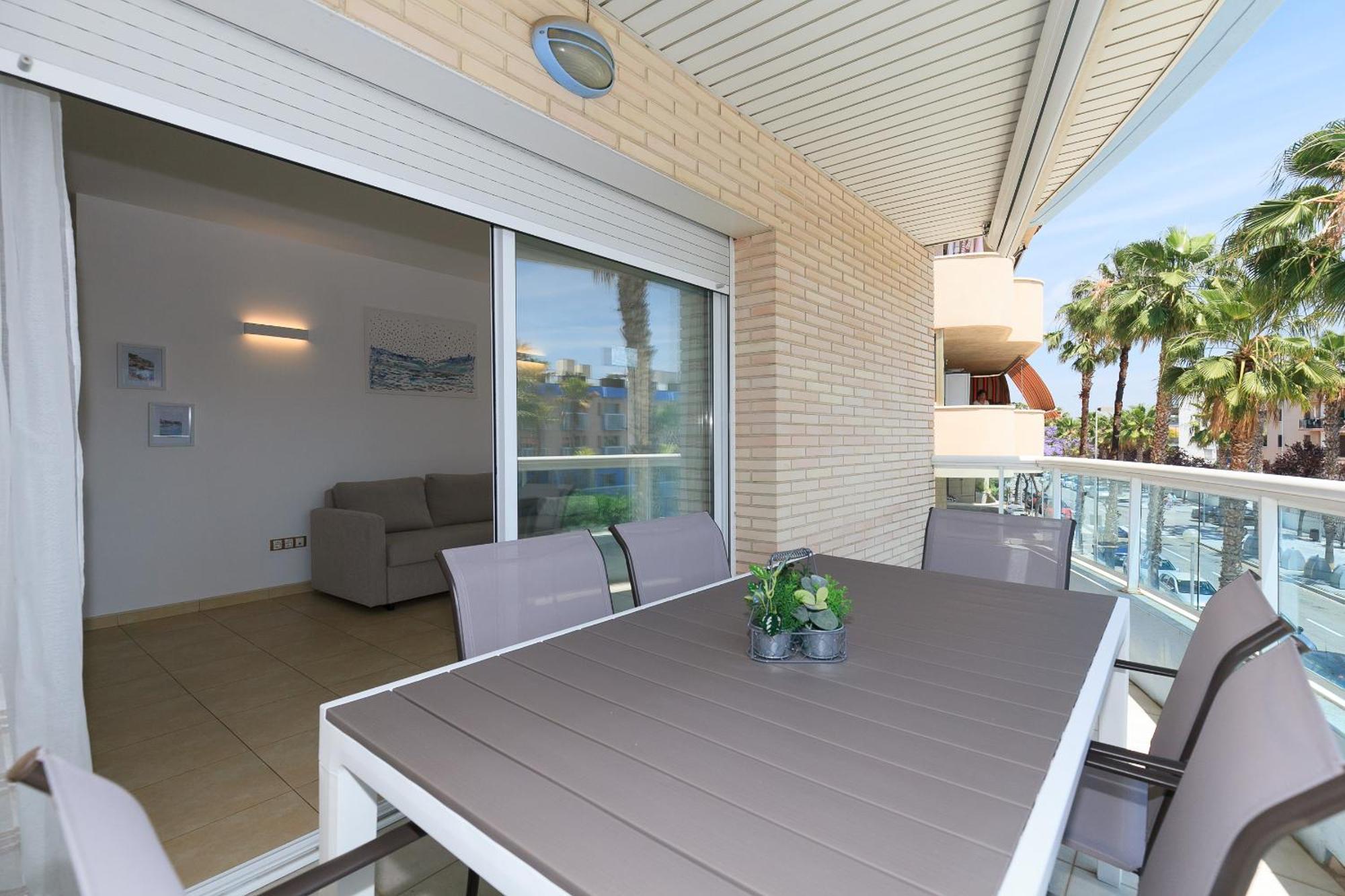 Uhc Els Pins Apartments Salou Ngoại thất bức ảnh
