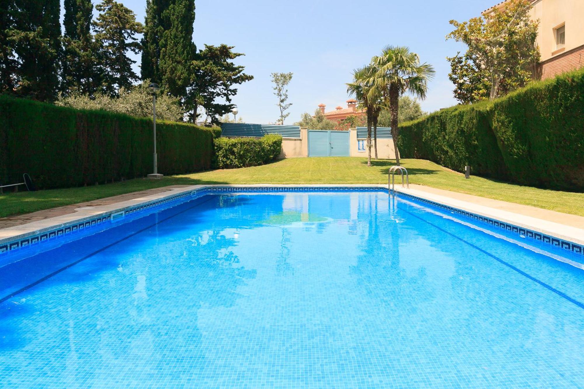 Uhc Els Pins Apartments Salou Ngoại thất bức ảnh