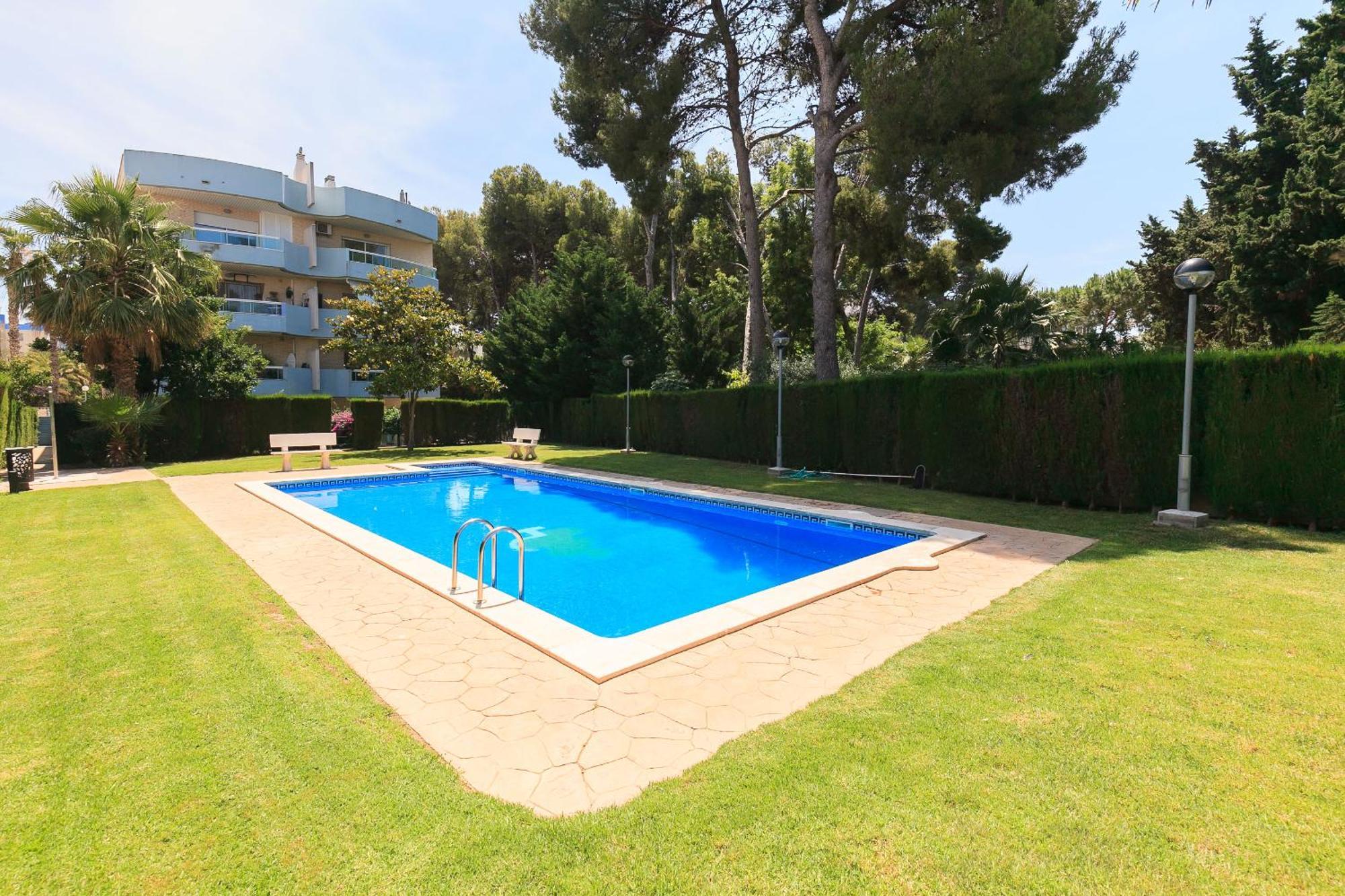 Uhc Els Pins Apartments Salou Ngoại thất bức ảnh