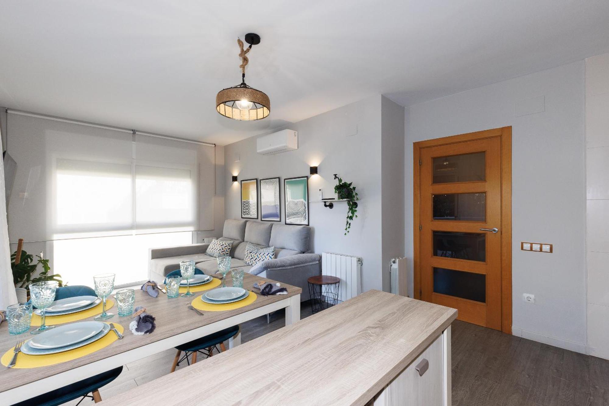 Uhc Els Pins Apartments Salou Ngoại thất bức ảnh