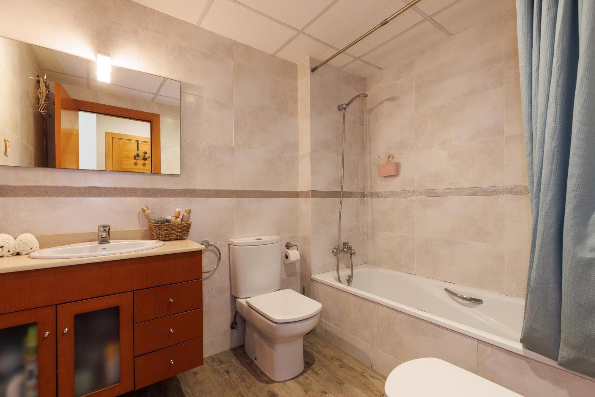 Uhc Els Pins Apartments Salou Ngoại thất bức ảnh